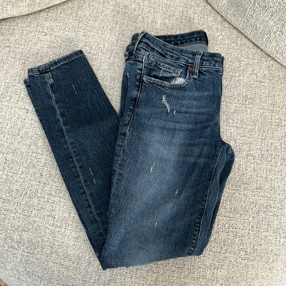 Lucky Brand Distressed Jeans-Size 2